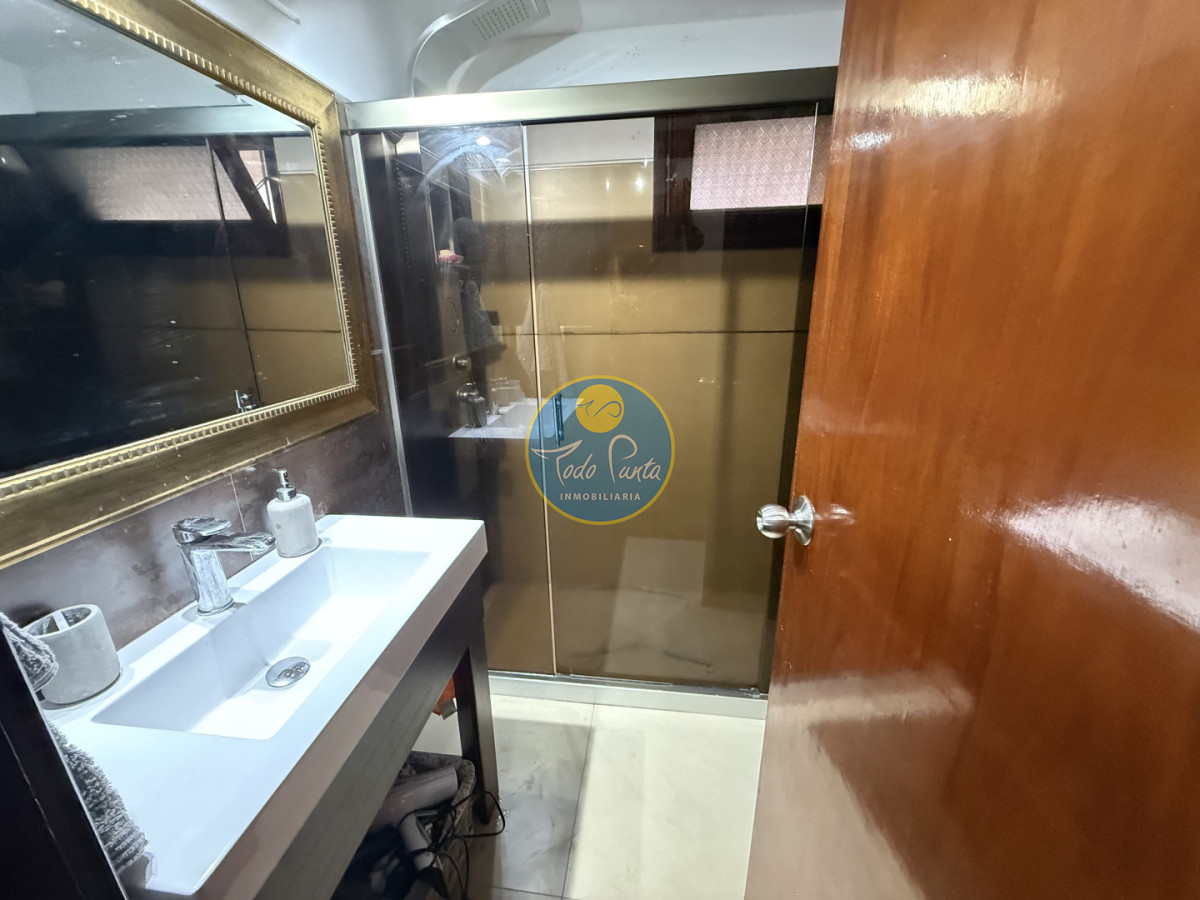 Miniatura de Casa de 3 dormitorios en Pinares, Punta del Este | Todo Punta