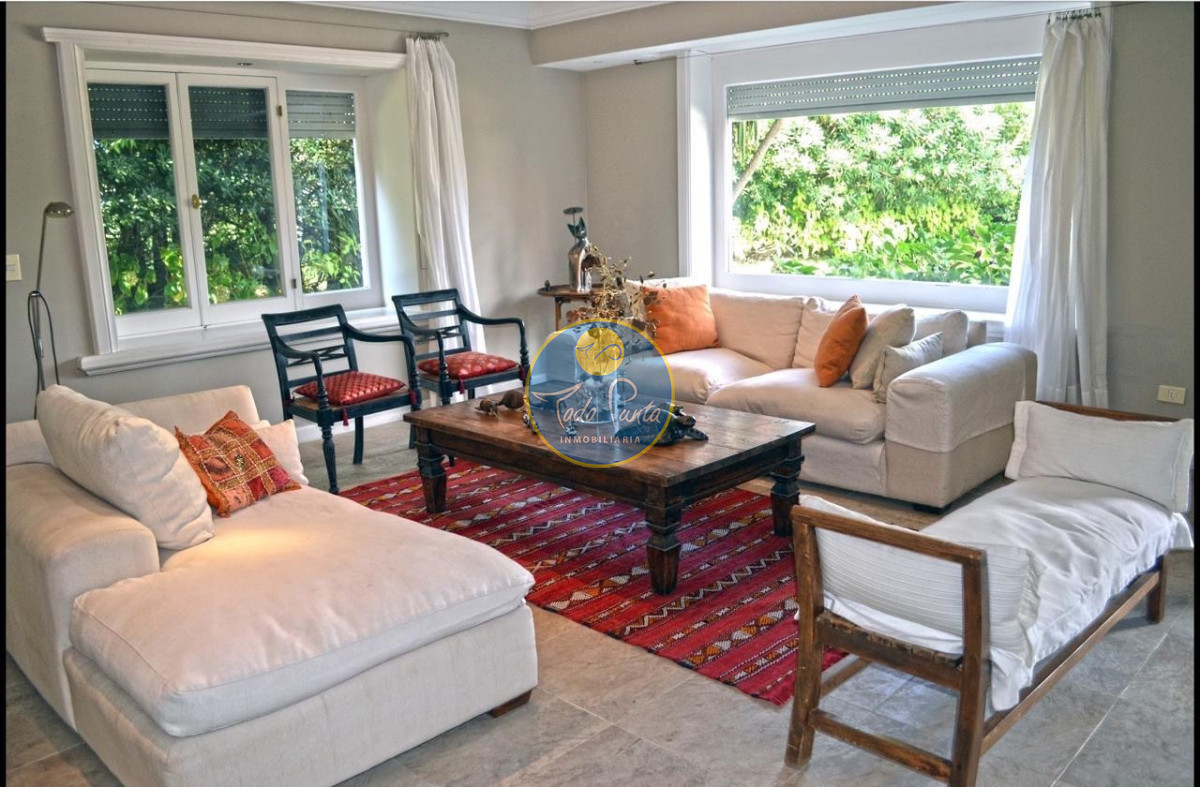 Miniatura de Casa de 5 dormitorios en Brava, Punta del Este | Todo Punta