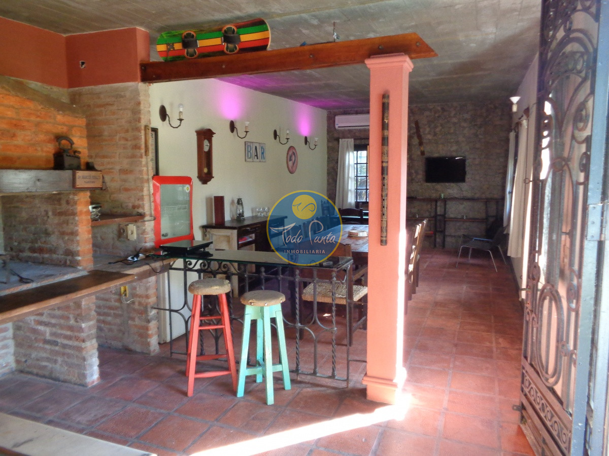 Miniatura de Casa de 3 dormitorios en Chihuahua, Punta del Este | Todo Punta