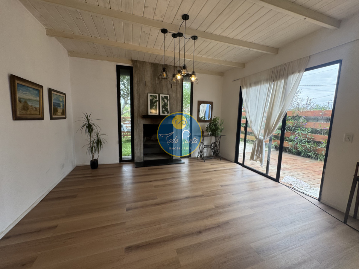 Miniatura de Casa de 2 dormitorios en Balneario Buenos Aires, Punta del Este | Todo Punta