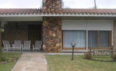 Linda casa cercana al mar, en una de las mejores zonas de Punta del Este