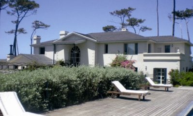FRENTE AL MAR, VENTA ESPECTACULAR CASA PUNTA DEL ESTE