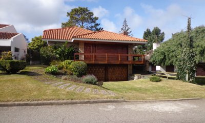 MANSA IDEAL TODO EL AÑO CASA EN VENTA PUNTA DEL ESTE