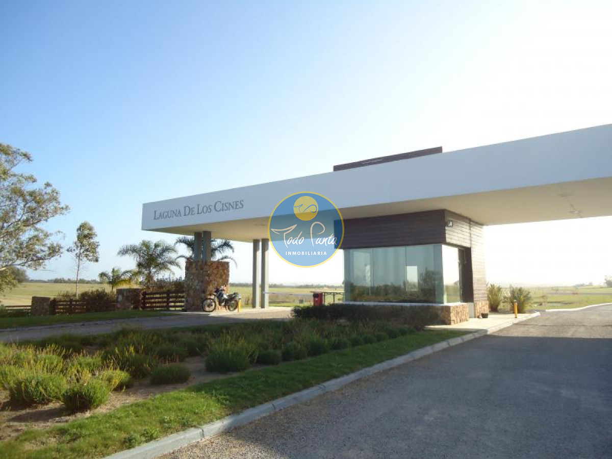 50 metros de costa, acepta financiacion, venta, chacra, Punta del Este, Uruguay, LAGUNA DE LOS CISNES - TDP5637T