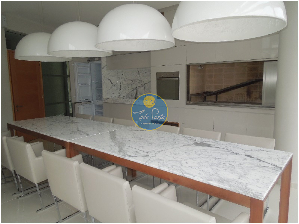 Miniatura de Apartamento de 3 dormitorios en Mansa, Punta del Este | Todo Punta
