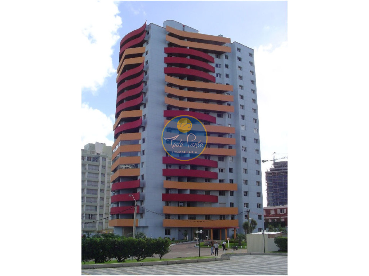 APARTAMENTO EN BRAVA 2 DORMITORIOS Y 2 BAÑOS .200 METROS DEL MAR - TDP3108A