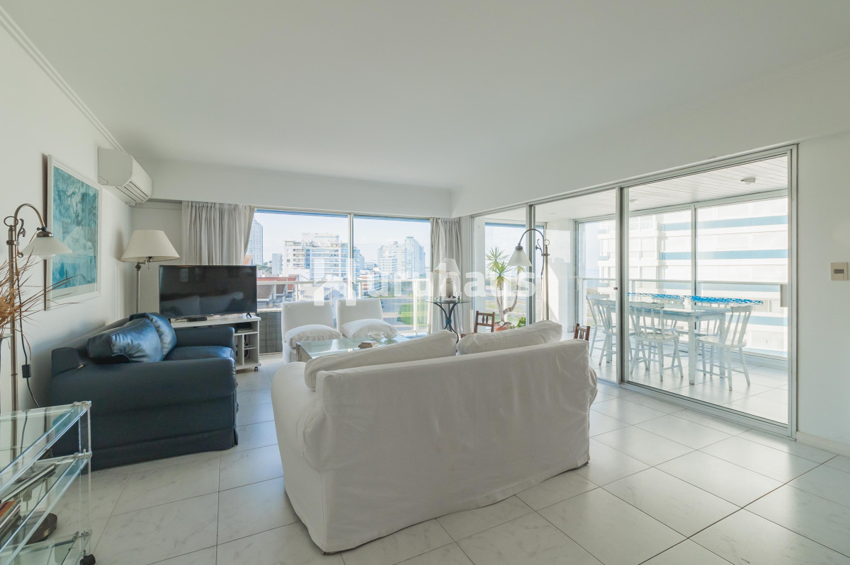 Aidy Grill - GoPunta - Portal Inmobiliario de Punta del Este - Maldonado