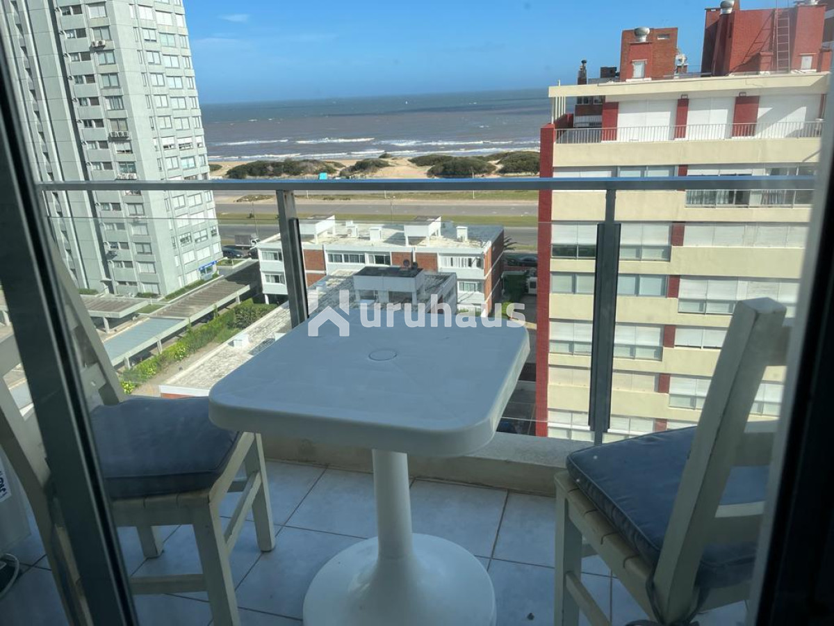 DEPARTAMENTO VENTA PUNTA DEL ESTE TORRE TRIANGULO