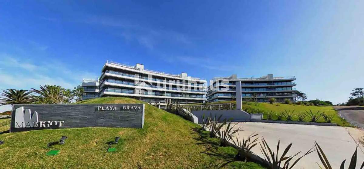 VENTA DEPARTAMENTO PUNTA DEL ESTE MARIGOT PRIMERA LINEA. 