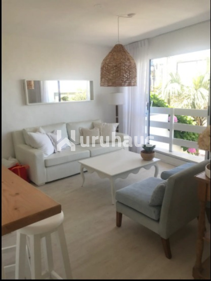 ALQUILER APARTAMENTO DOS DORMITORIOS LA BARRA EDIFICIO CALAHONDA