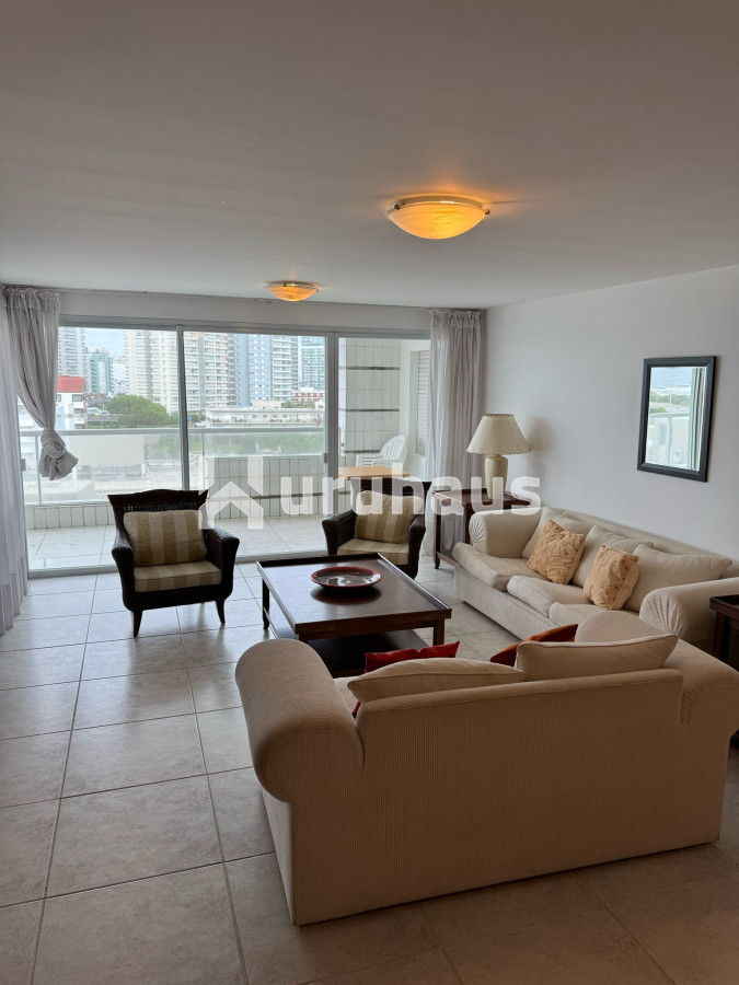 Brava - GoPunta - Portal Inmobiliario de Punta del Este - Maldonado