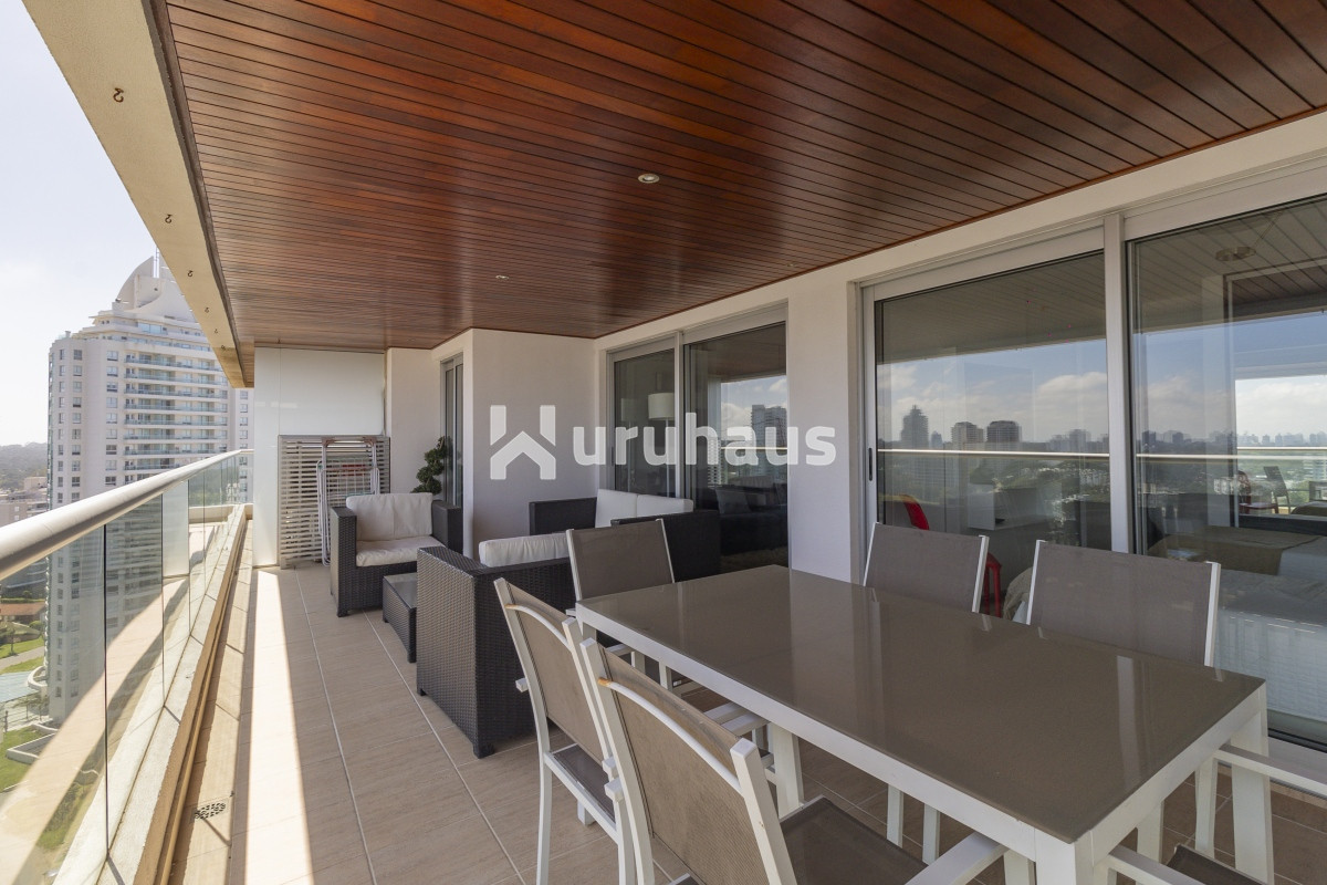 Aidy Grill - GoPunta - Portal Inmobiliario de Punta del Este - Maldonado