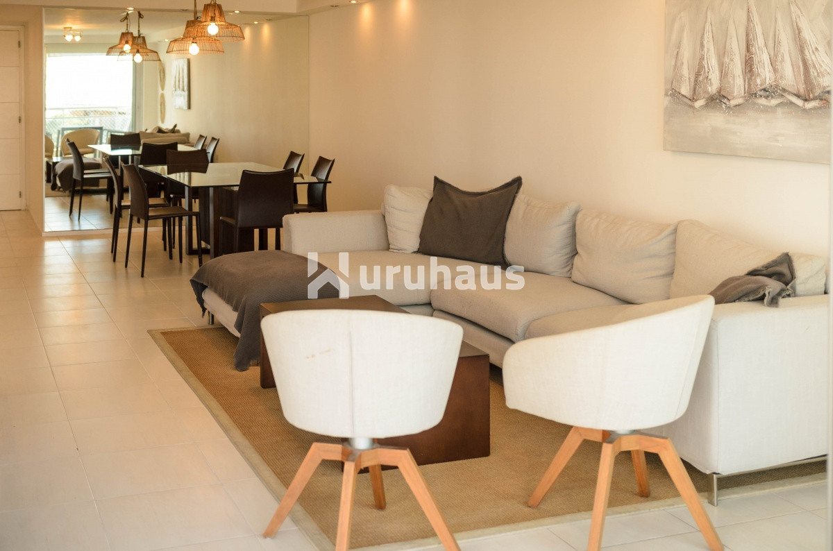 Aidy Grill - GoPunta - Portal Inmobiliario de Punta del Este - Maldonado
