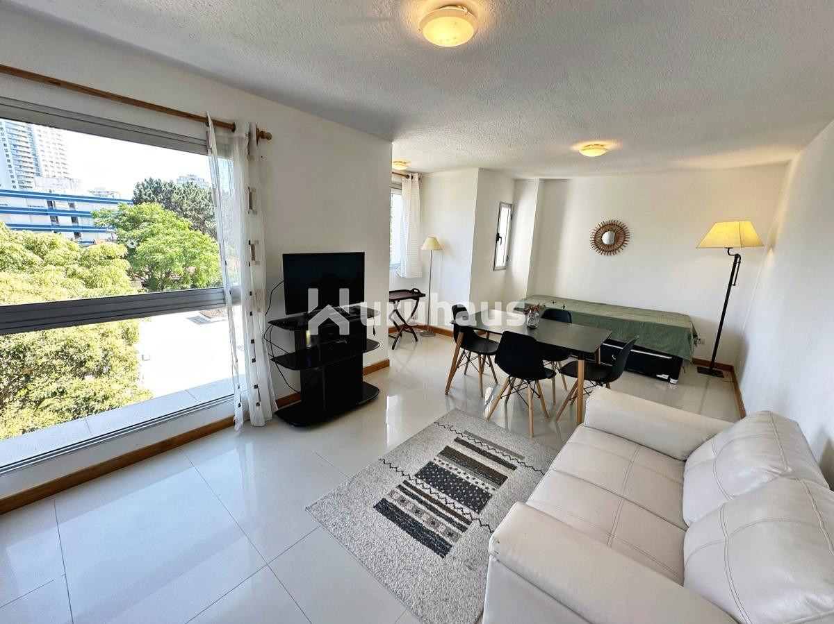 Aidy Grill - GoPunta - Portal Inmobiliario de Punta del Este - Maldonado