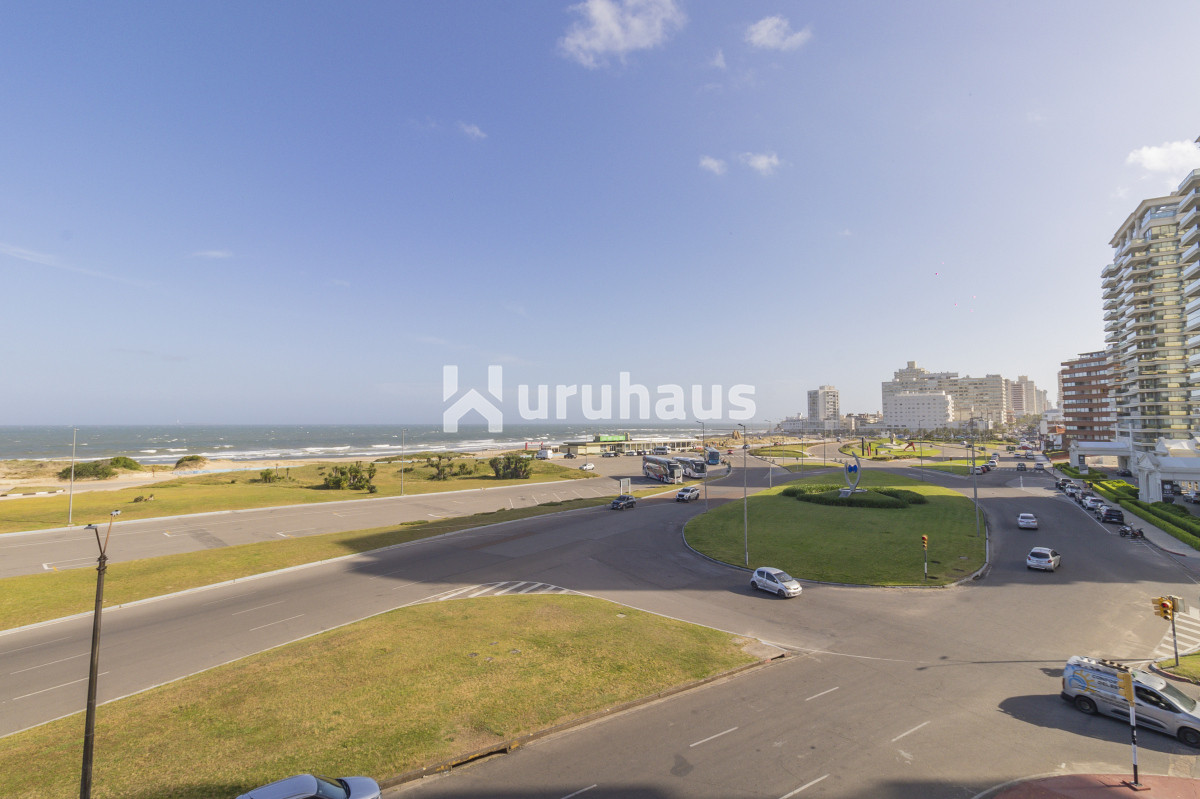 Brava - GoPunta - Portal Inmobiliario de Punta del Este - Maldonado