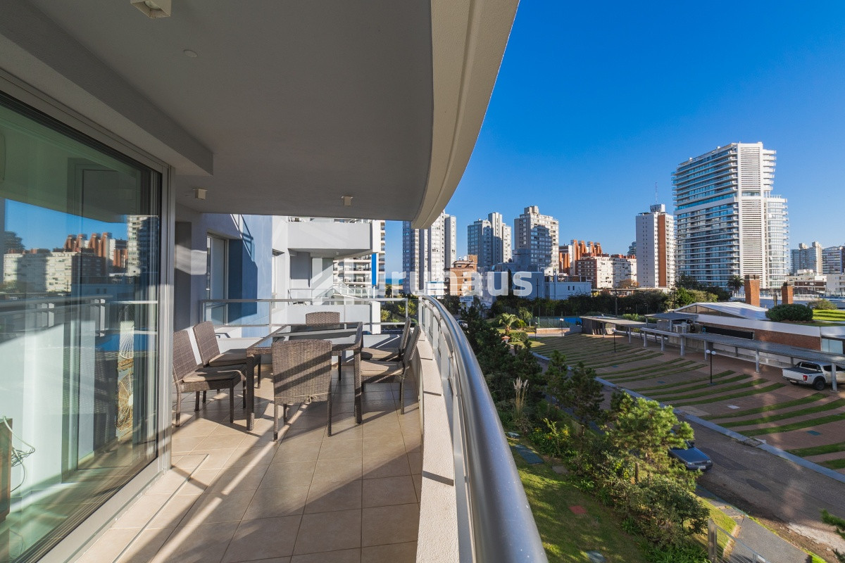 Aidy Grill - GoPunta - Portal Inmobiliario de Punta del Este - Maldonado
