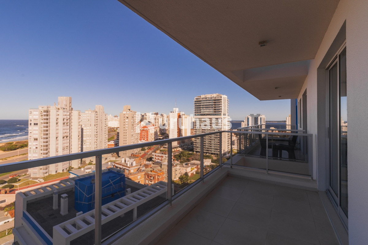 Brava - GoPunta - Portal Inmobiliario de Punta del Este - Maldonado