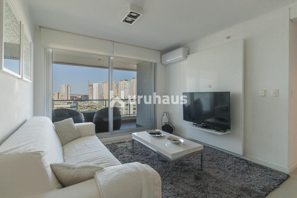 Aidy Grill - GoPunta - Portal Inmobiliario de Punta del Este - Maldonado