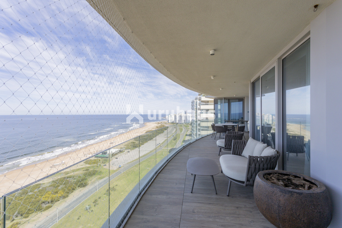 Brava - GoPunta - Portal Inmobiliario de Punta del Este - Maldonado