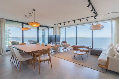 VENTA ESPECTACULAR DEPARTAMENTO ESQUINERO EN VENETIAN LUXURY 