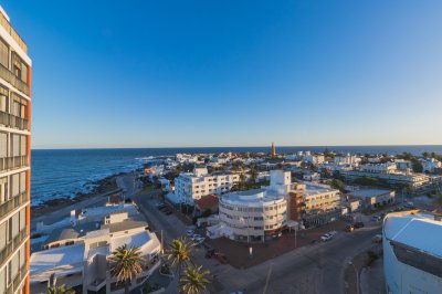 VENTA APARTAMENTO DOS DORMITORIOS PUNTA DEL ESTE PENINSULA EDIFICIO LAFAYETTE 