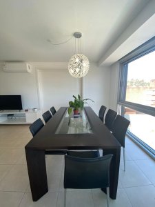 VENTA APARTAMENTO TRES DORMITORIOS PUNTA DEL ESTE EDIFICIO TORRE DEL MAR