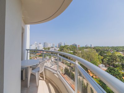 OCEAN DRIVE - PISO ALTO Y EXCELENTE ORIENTACION. - OPORTUNIDAD EN ROOSVELT