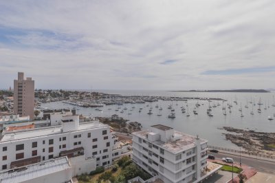DEPARTAMENTO DE 2 DORMITORIOS EN ALQUILER EN PENINSULA 