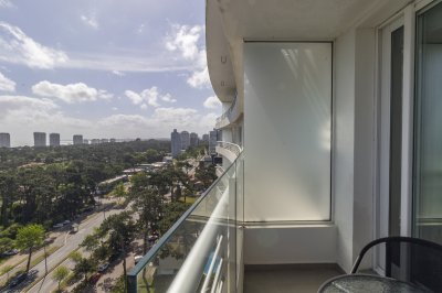 VENTA APARTAMENTO DOS DORMITORIOS PUNTA DEL ESTE ROOSEVELT EDIFICIO GREENLIFE