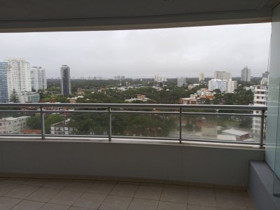 VENTA DEPARTAMENTO FOREST TOWER 3 DORMITORIOS 