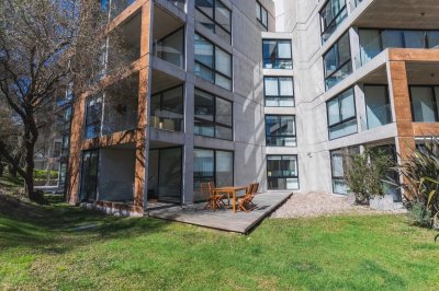 VENTA APARTAMENTO DOS DORMITORIOS PUNTA DEL ESTE EDIFICIO BE HOUSE 