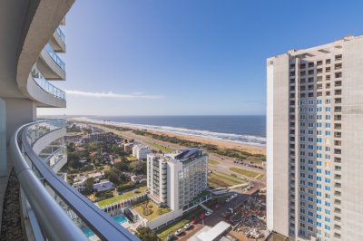 VENTA APARTAMENTO DOS DORMITORIOS PUNTA DEL ESTE EDIFICIO LOOK BRAVA