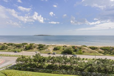 VENTA APARTAMENTO DOS DORMITORIOS PUNTA DEL ESTE MANSA EDIFICIO VENETIAN