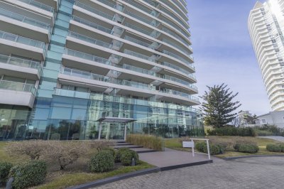 VENTA APARTAMENTO TRES DORMITORIOS PUNTA DEL ESTE EDIFICIO GALA TOWER