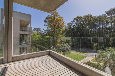 DEPARTAMENTO VENTA PUNTA DEL ESTE DOS DORMITORIOS BE HOUSE