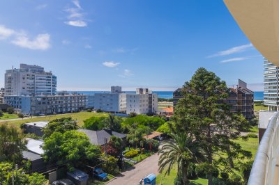 IDEAL INVERSION - 3 DORMITORIOS PUNTA DEL ESTE - OPORTUNIDAD - FOREST TOWER 1