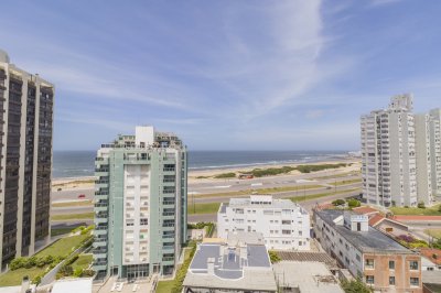 VENTA APARTAMENTO 2 DORMITORIOS PUNTA DEL ESTE AIDY GRILL EDIFICIO SIGLO SOL DOS