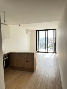 VENTA APARTAMENTO MONOAMBIENTE MONTEVIDEO EDIFICIO YES