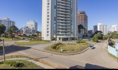 VENTA DEPARTAMENTO 1 DORMITORIO PLAYA BRAVA PARRILERO PROPIO