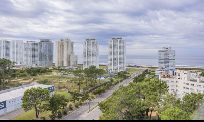 VENTA DEPARTAMENTO 4 DORMITORIOS MARIGOT ROOSVELT