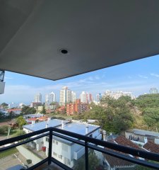 VENTA APARTAMENTO UN DORMITORIOS PUNTA DEL ESTE EDIFICIO TORRE TAMARO