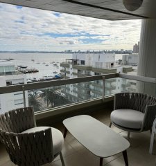 VENTA DEPARTAMENTO 3 DORMITORIOS EN PENINSULA VISTA AL PUERTO