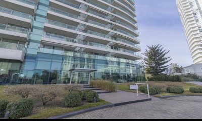VENTA APARTAMENTO TRES DORMITORIOS PUNTA DEL ESTE EDIFICIO GALA TOWER