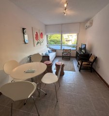 VENTA APARTAMENTO UN DORMITORIO PUNTA DEL ESTE AIDY GRILL EDIFICIO SAN ISIDRO