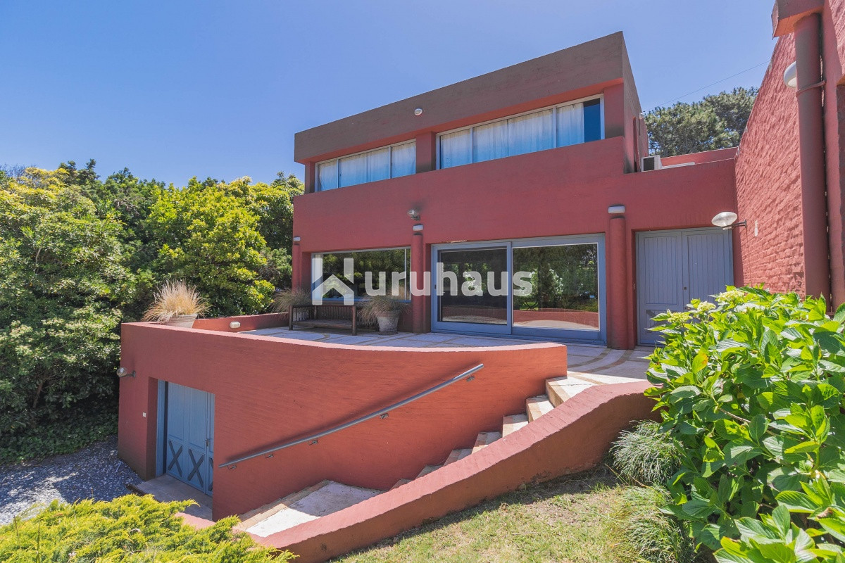 Brava - GoPunta - Portal Inmobiliario de Punta del Este - Maldonado