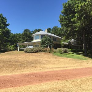 VENTA MANSION ONCE DORMITORIOS COLONIA 