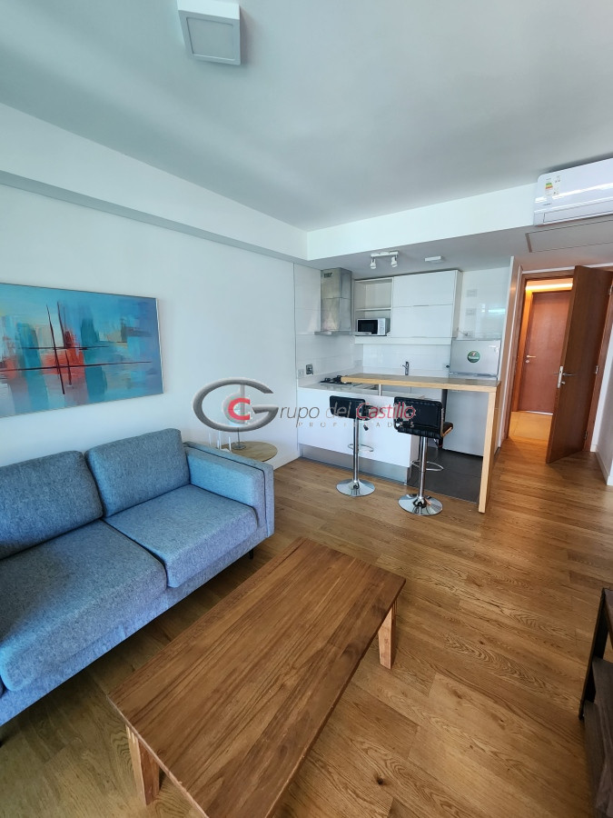 Apartamento ID.135 - Edificio FORUM Moderno Sobre La Rambla