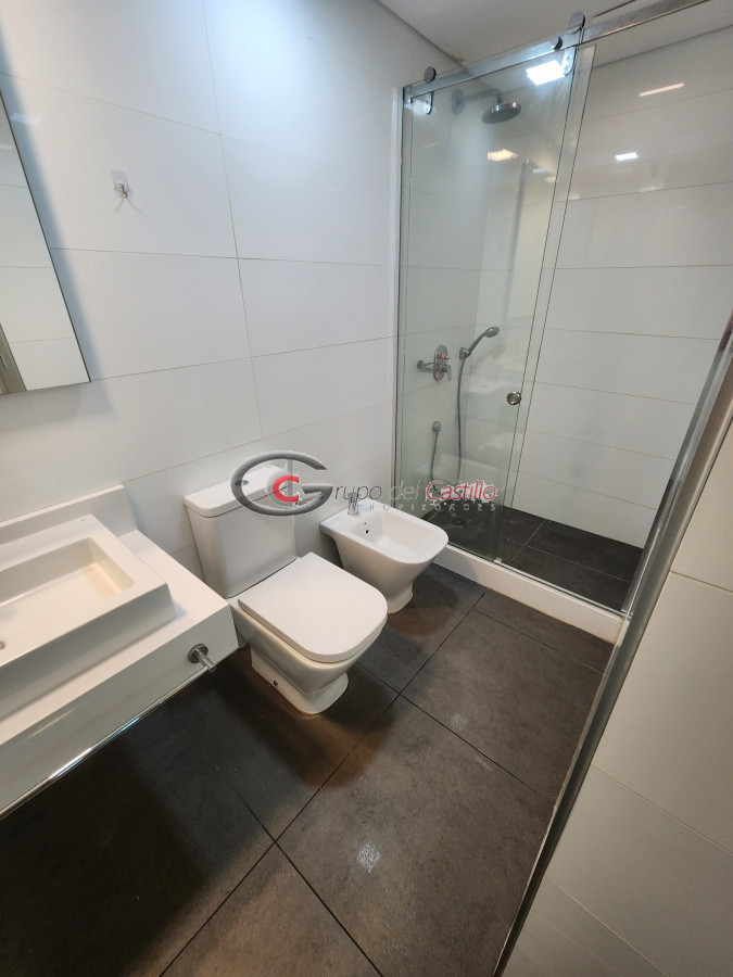 Apartamento ID.135 - Edificio FORUM Moderno Sobre La Rambla