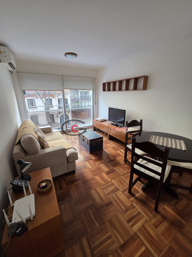 Apartamento ID.170 - A Pasos De La Rambla Todo Equipado