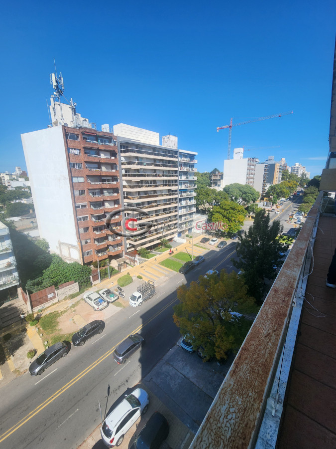 Apartamento ID.163 - Venta Apartamento Sobre Ponce A Pasos Del Parque Batlle